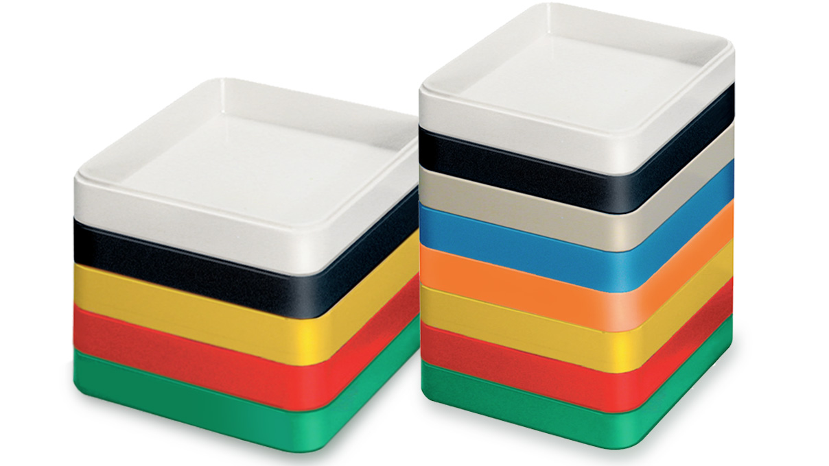 Bergeon 2378 C C Plateaux carrés en matière synthétique, résistant aux acides, creme, 50 x 50 x 10 mm