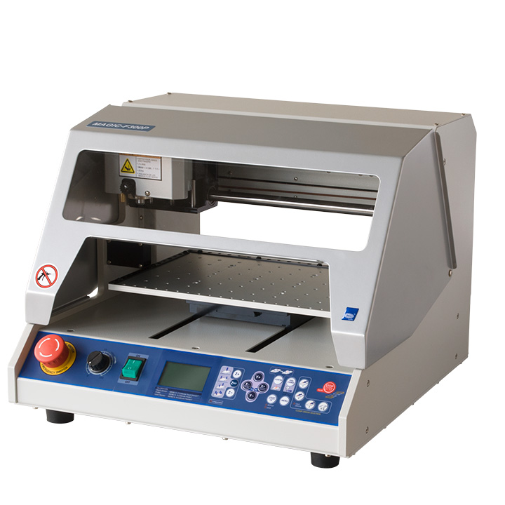 Dispositif CNC Magic F-300P pour la gravure et le fraisage de grandes surfaces