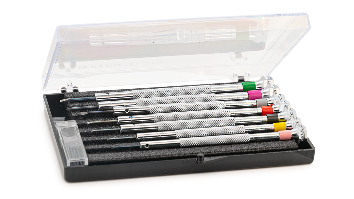 BasicPlus Tournevis, 7 pièces dans un étui plastique, 0,6 - 2,0 mm, avec lames de rechange