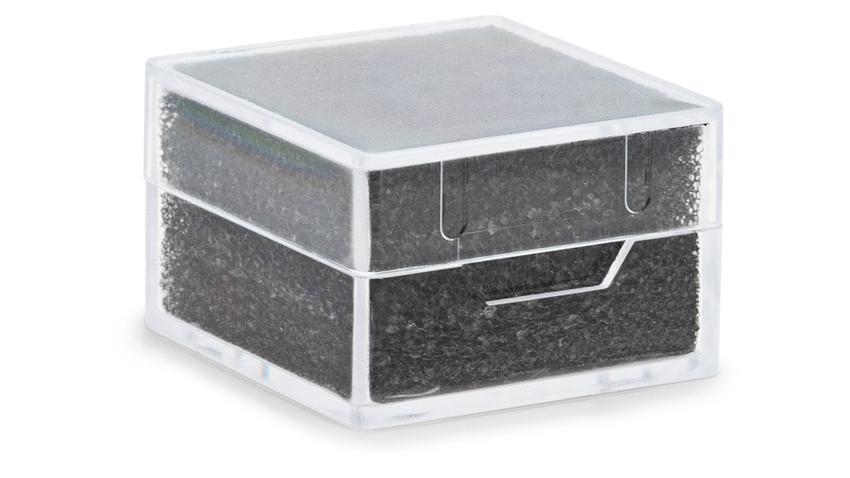Boîte transparente avec mousse noire, 25 x 25 x 16 mm