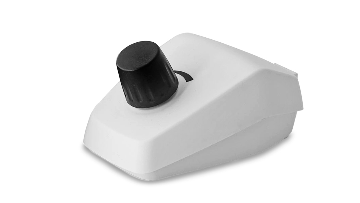 Contrôleur C LED pour l'allumage, l'extinction et la variation de l'intensité lumineuse (si aucun support
n'est utilisé), avec plaque magnétique et adaptateur électrique