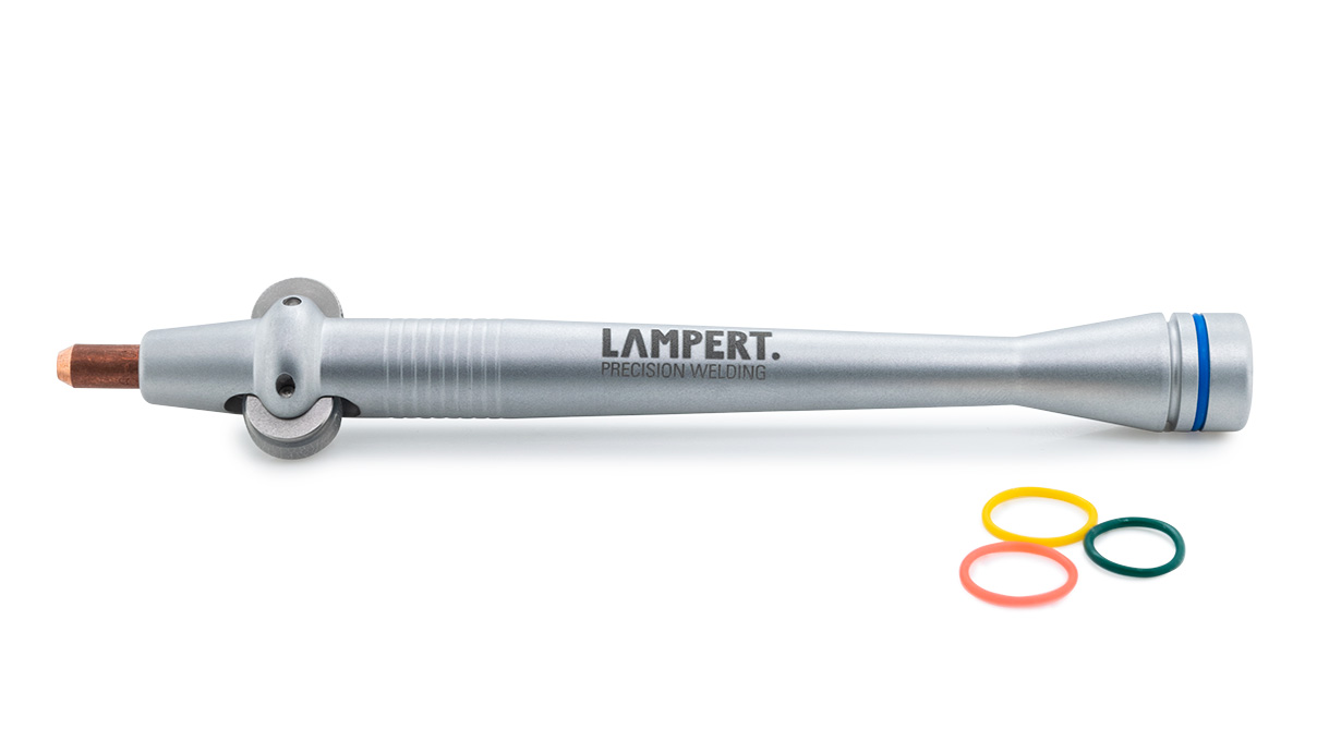 Appareil de soudage par points Lampert PUK 6.1 avec microscope de soudage SM 6 et pièce à main, ainsi
qu'un Lampert Wire Pen gratuit