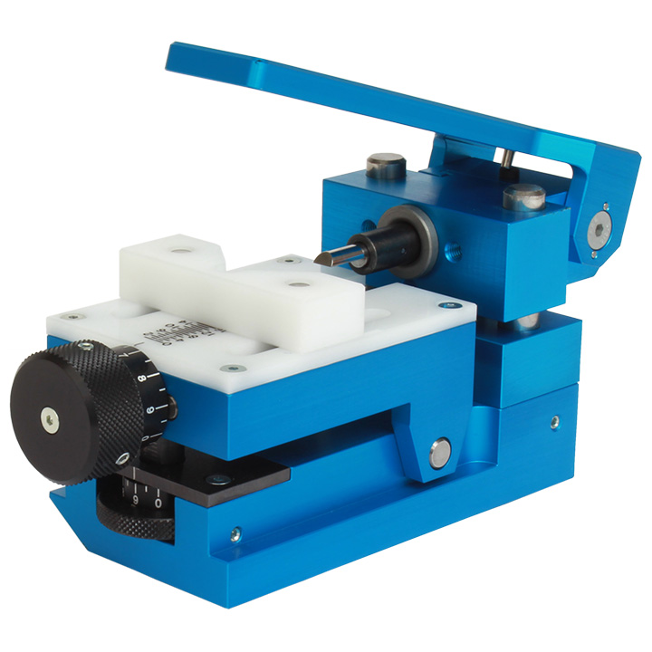 Roxer Ouvre-boîte OBMP III pour des boîtiers Ø 12 - 50 mm, 2 commandes d'actionnement, lame plate