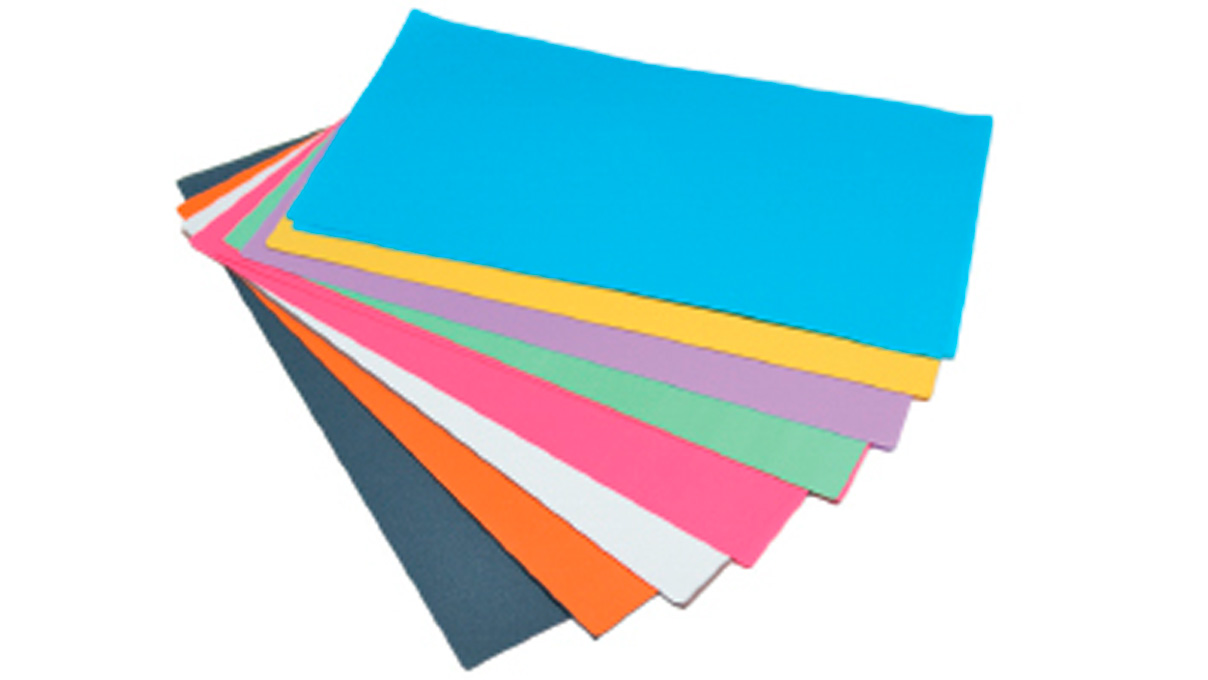 Assortiment de 18 draps de polissage, enduits, grains 360 - 4000