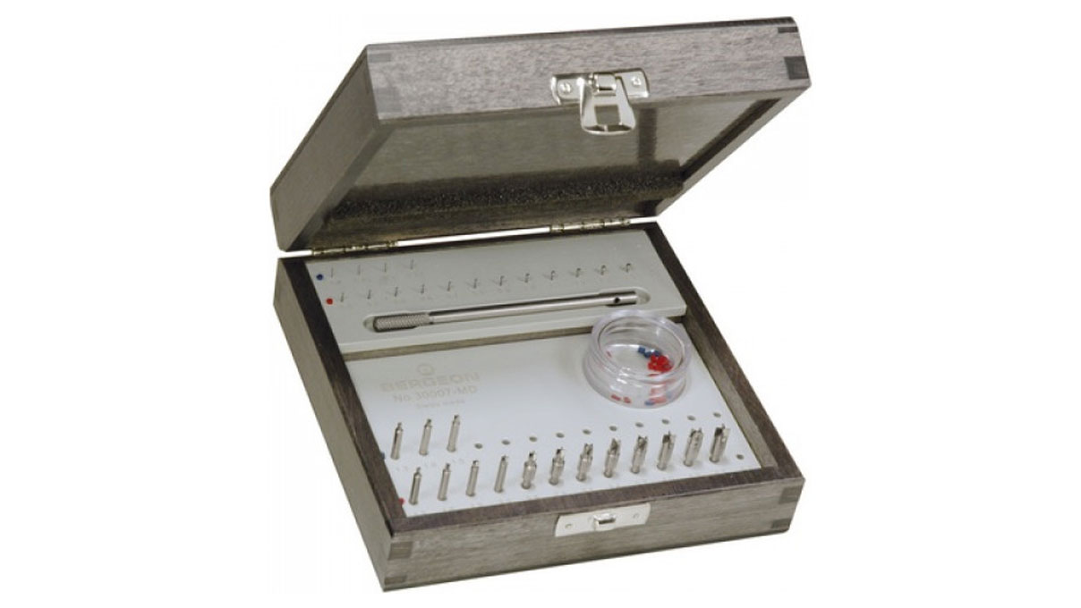 Bergeon 30007-MD-15 Assortiment de 15 fraises, en métal dur, à pivots interchangeables