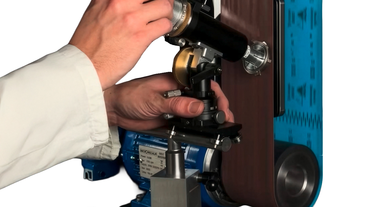 Barre transversale à monter sur le pied de table de lapidage Micromecalp T120, Ø 18 mm, pour l’utilisation d’un chariot de lapidage
sur une unité de ponçage à bande