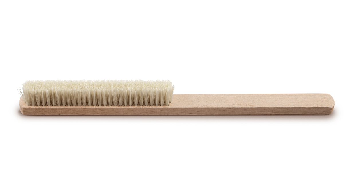 Brosse à main, 4 rangées, manche en bois, poils Chungking, grossiers, longueur 220 mm