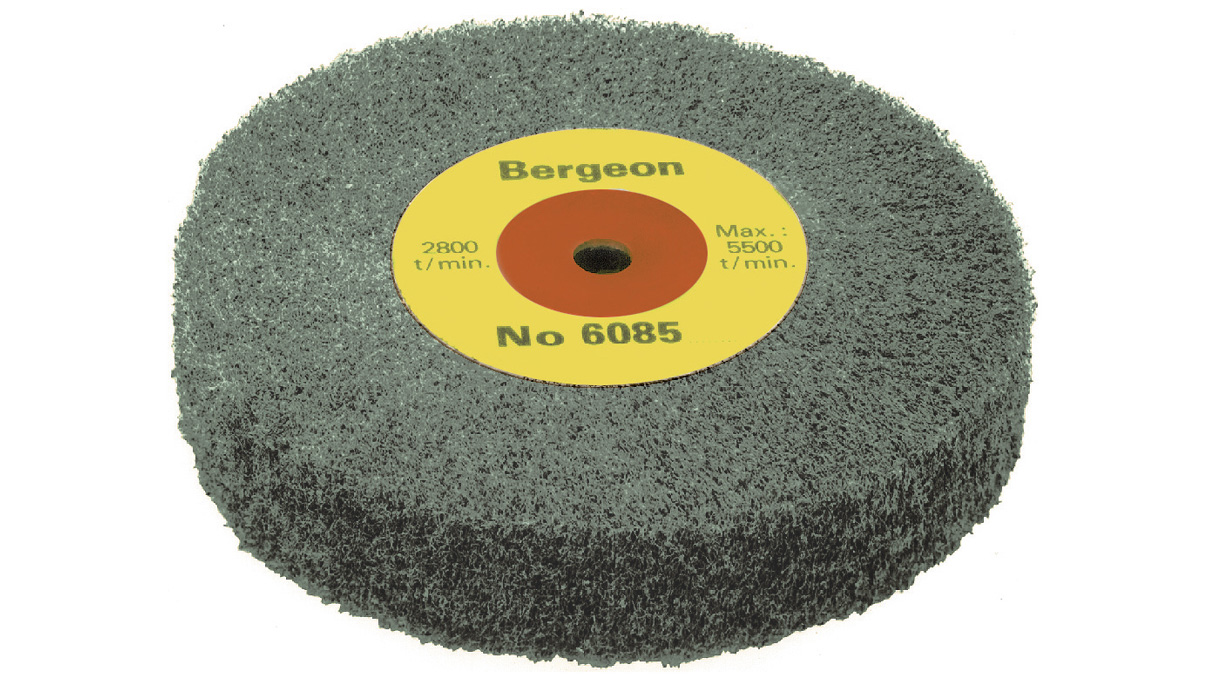 Bergeon 6085-E2 brosse abrasive circulaire, siliciure de carbone, fine, pour le ponçage des métaux