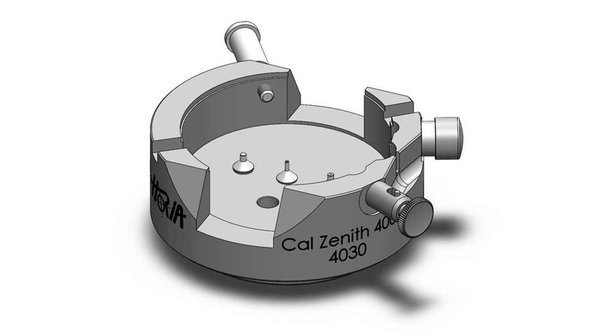 Porte-pièce pour poser les aiguilles pour calibre Zénith Z400-410 avec blocage du poussoir à 4 heures et arrêt du
balancier à 10 heures