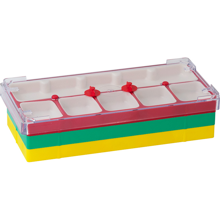 Assortiment de boîtes en matière plastique avec 6 compartiments pour le montage des montres