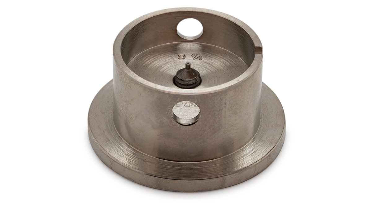 Porte-pièce, Métal, Rond, 9 1/4'''