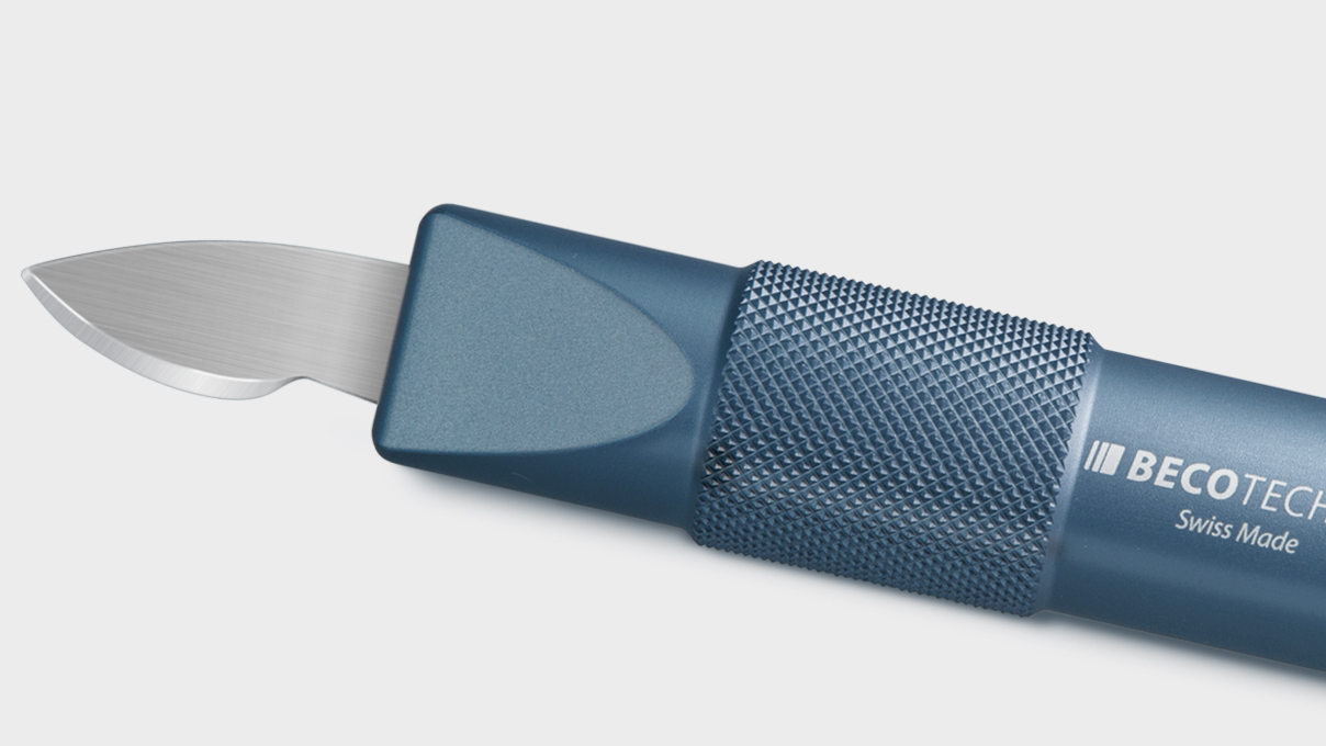 Canif et ouvres-boîte