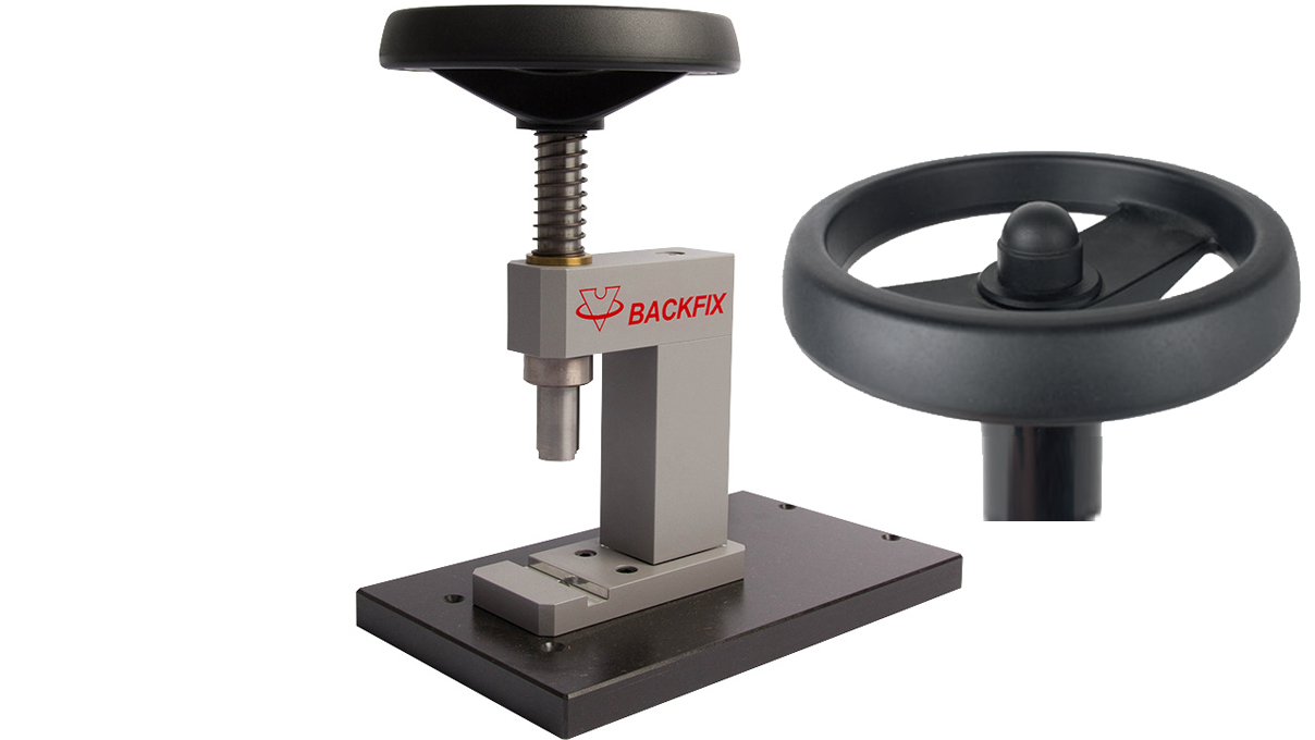 VOH Backfix Basic Potence à volant pour l'ouverture ou la fermeture manuelle des fonds de boîtes de
montres