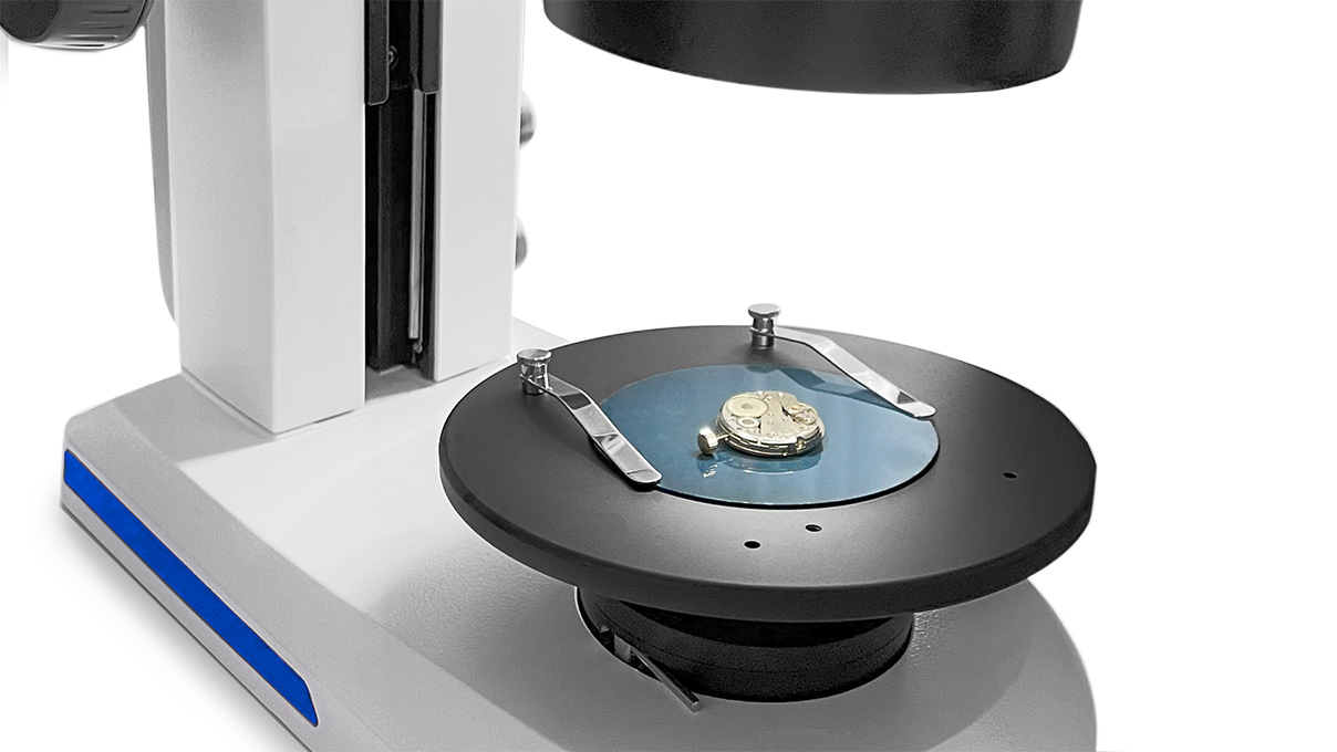 Table à rotule Zeiss +/-30°, pivotante, Ø 158 mm, incl. plateau avec revêtement adhésif Ø 84 mm et
ressorts de table pour pieds de table Zeiss