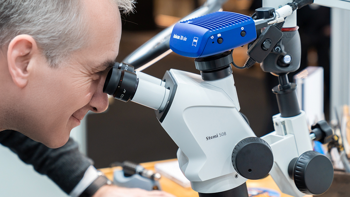 Statifs pour microscopes Zeiss Stemi