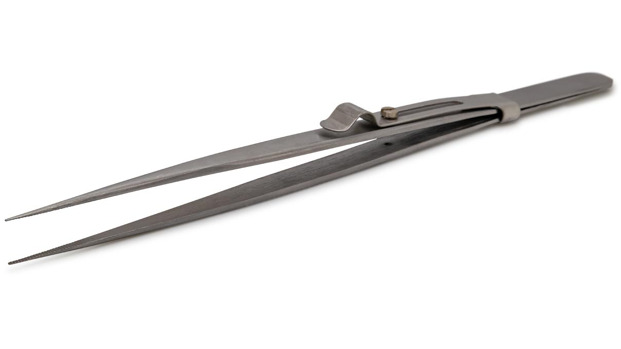 Brucelles avec fermeture, pointes avec rainures et taille, longueur 165 mm