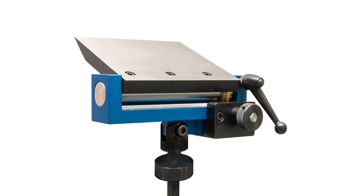 3D-Table de support 110 mm avec tige filetée pour le réglage en hauteur (course 147 mm) pour disque
lapidaire et ponceuse à bande, sans support