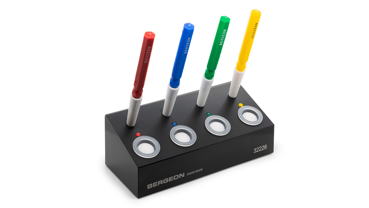 Bergeon 32226 Socle en matière synthétique avec quatre pique-huile
